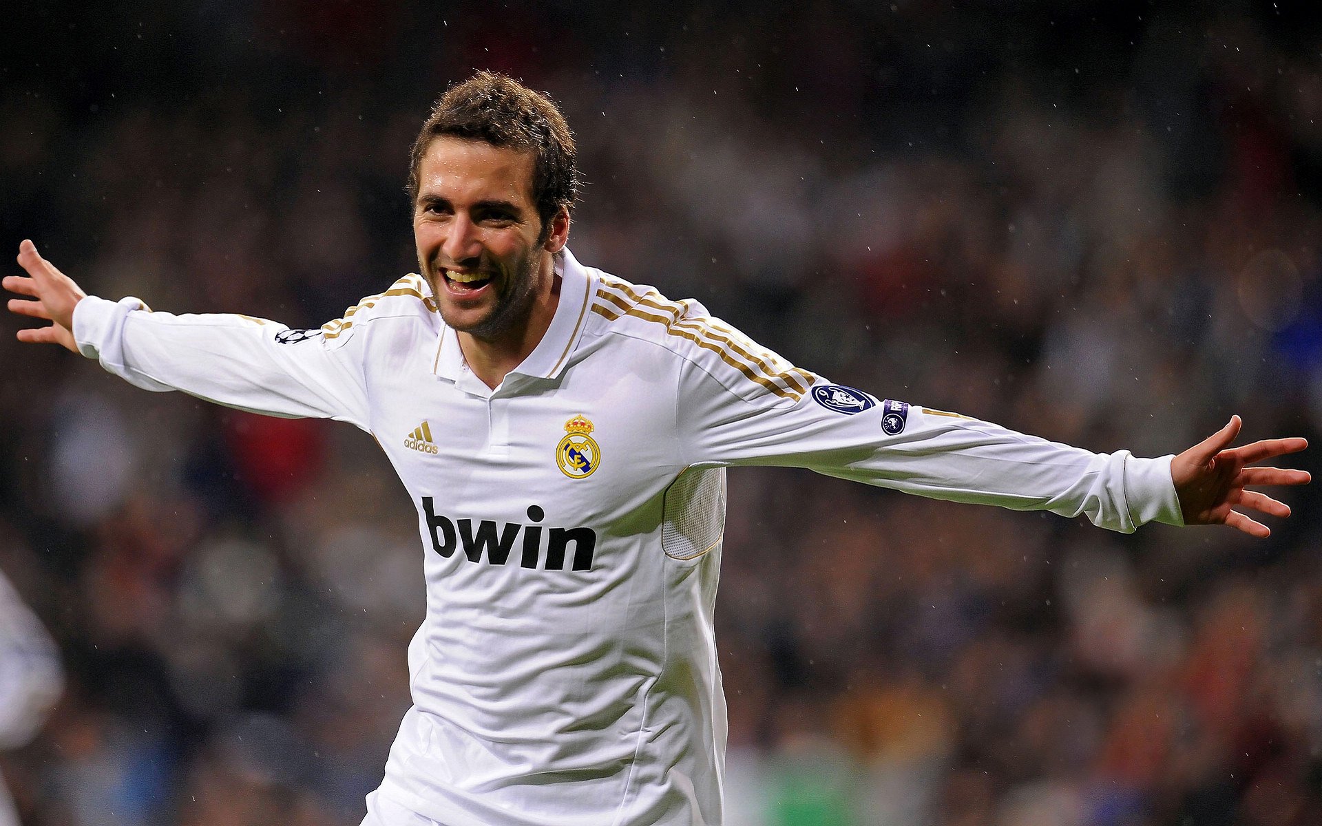 世界青少年耐力赛激战正酣，河北运动员夺金，耐力比赛项目