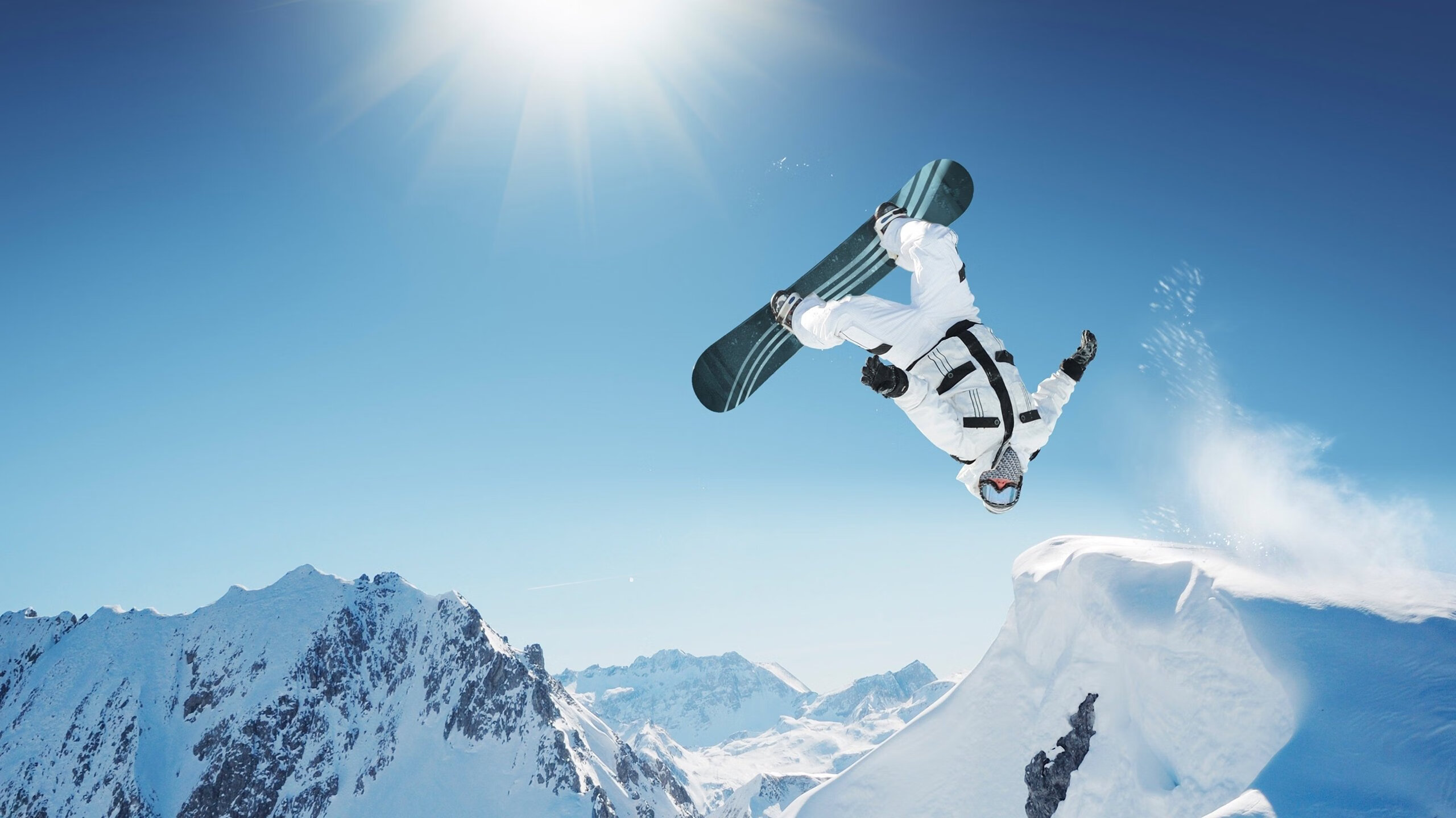 逆境中的信念：车手对抗不利气候的坚韧精神，车手的车